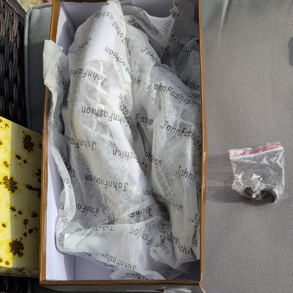 Chic Silver Women's Heels with Embellishments - Picture 7 of 9